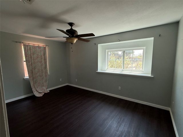 2809 Sarah Drive, Pantego, TX 76013