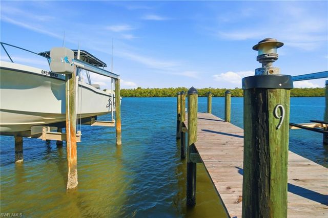 305 Goodlette-Frank RD S C205, Naples, FL 34102