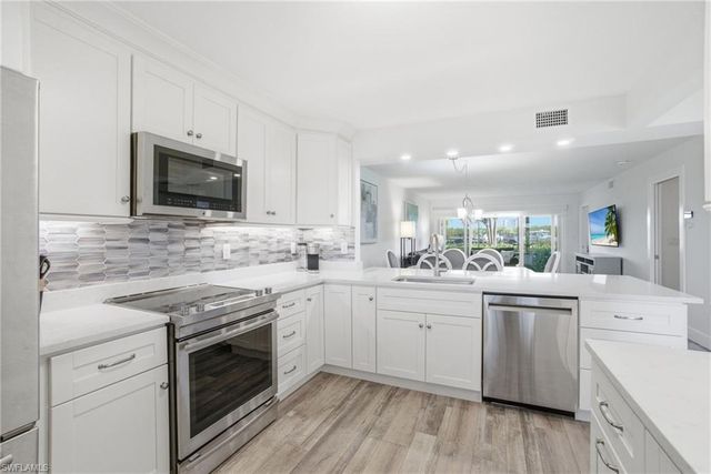 305 Goodlette-Frank RD S C205, Naples, FL 34102