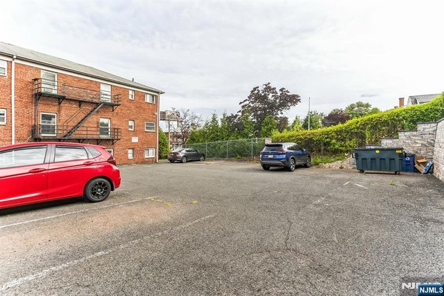 207 Polifly Road 2074, Hackensack, NJ 07601