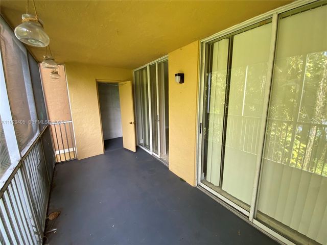 4035 W Mcnab Rd F208, Pompano Beach, FL 33069