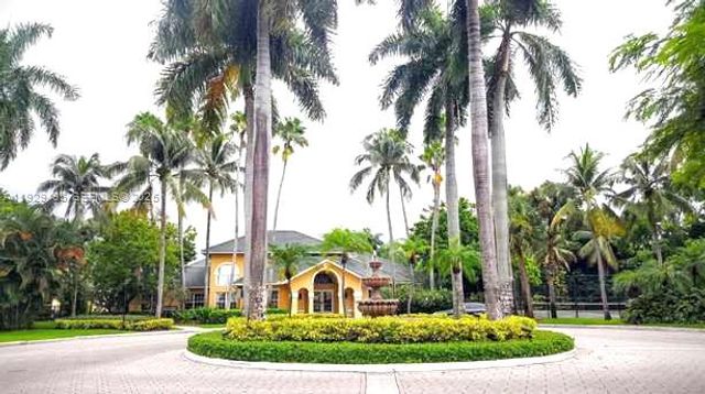 4035 W Mcnab Rd F208, Pompano Beach, FL 33069