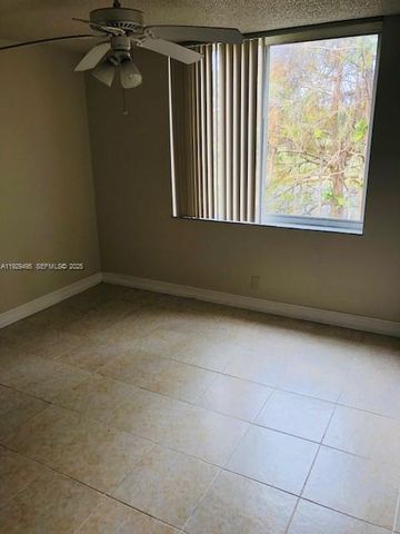 4035 W Mcnab Rd F208, Pompano Beach, FL 33069