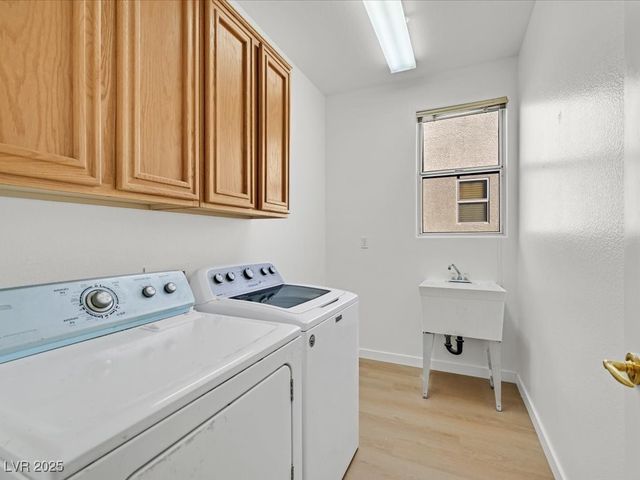 2582 Hayesville Avenue, Henderson, NV 89052