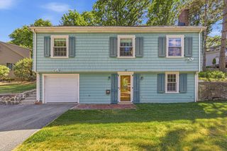 17 Echo St, Melrose, MA 02176
