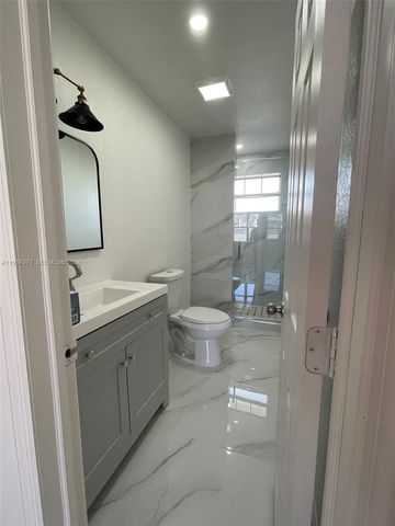 4727 NW 4th St 4727, Miami, FL 33126