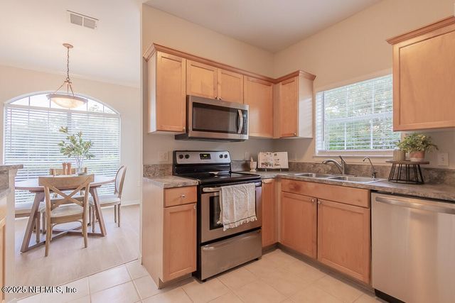 10961 BURNT MILL Road 1218, Jacksonville, FL 32256