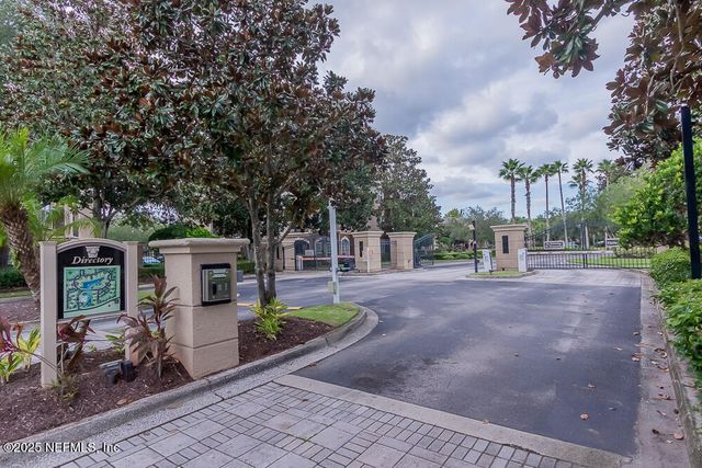 10961 BURNT MILL Road 1218, Jacksonville, FL 32256