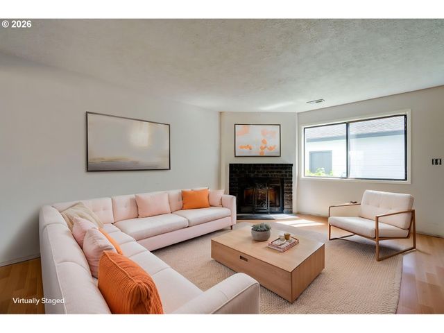 11953 Se HOLGATE Blvd, Portland, OR 97266