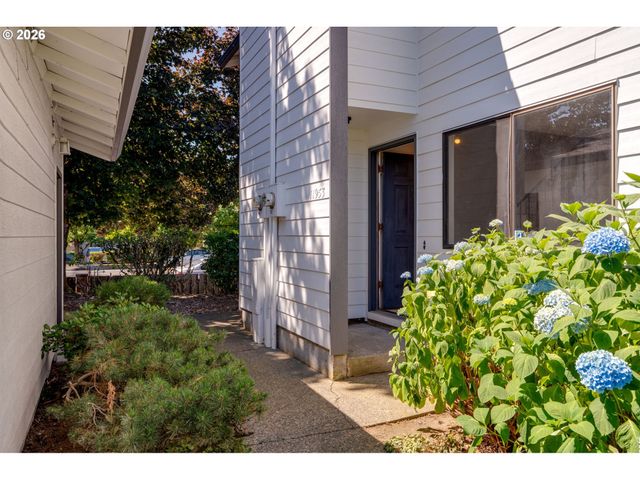 11953 Se HOLGATE Blvd, Portland, OR 97266