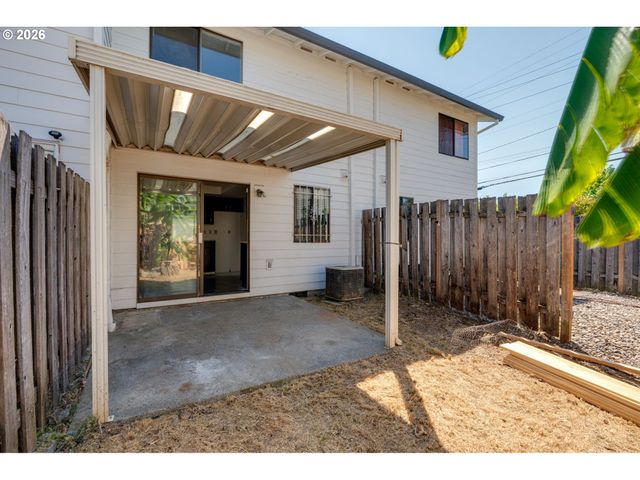 11953 Se HOLGATE Blvd, Portland, OR 97266