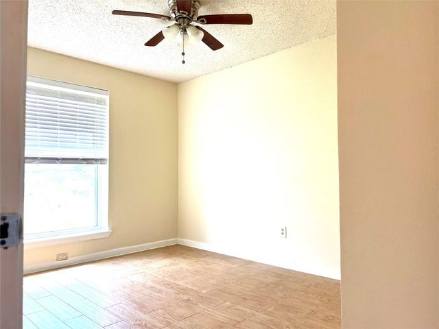 11703 Seawood Drive, Houston, TX 77089