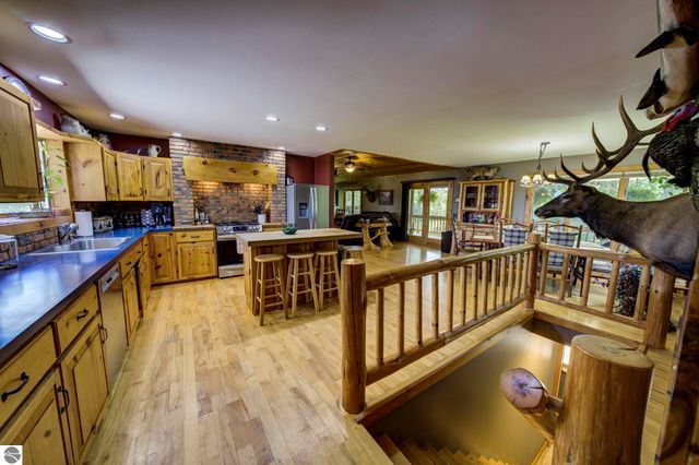 2625 Walton Road, Kingsley, MI 49649