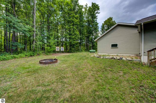 2625 Walton Road, Kingsley, MI 49649