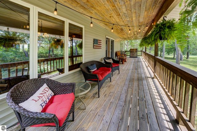 2625 Walton Road, Kingsley, MI 49649