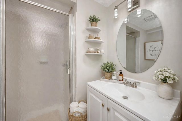 3189 Roesch Boulevard, Fairfield, OH 45014