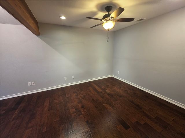 2717 Cliffwood Drive, Grapevine, TX 76051