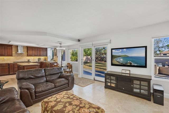 27931 Catalonia Court, Mission Viejo, CA 92692