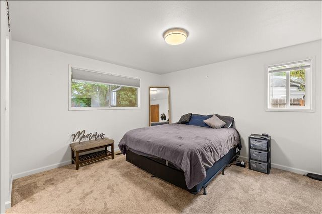 413 Emerald Circle, Medford, OR 97501