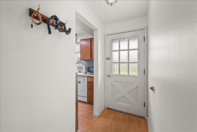 413 Emerald Circle, Medford, OR 97501