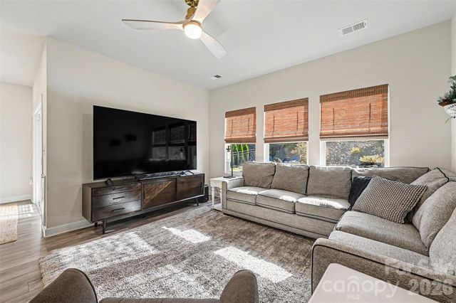 6411 Barcelona Way, Charlotte, NC 28214