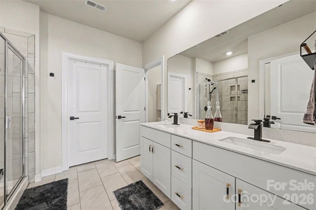 6411 Barcelona Way, Charlotte, NC 28214