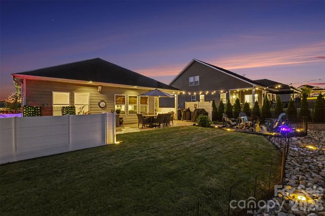 6411 Barcelona Way, Charlotte, NC 28214