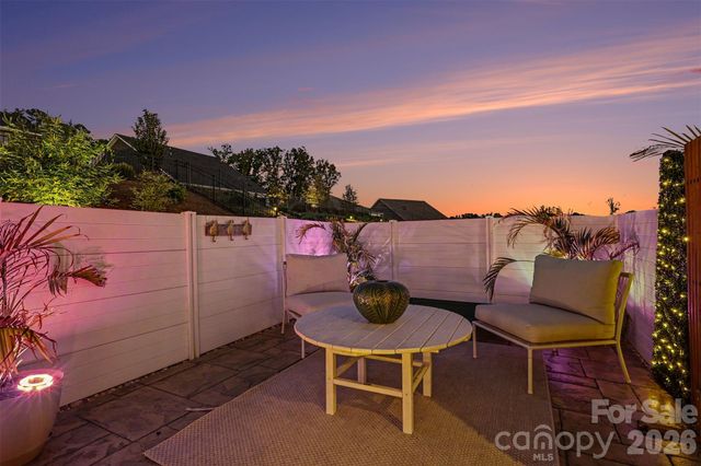 6411 Barcelona Way, Charlotte, NC 28214