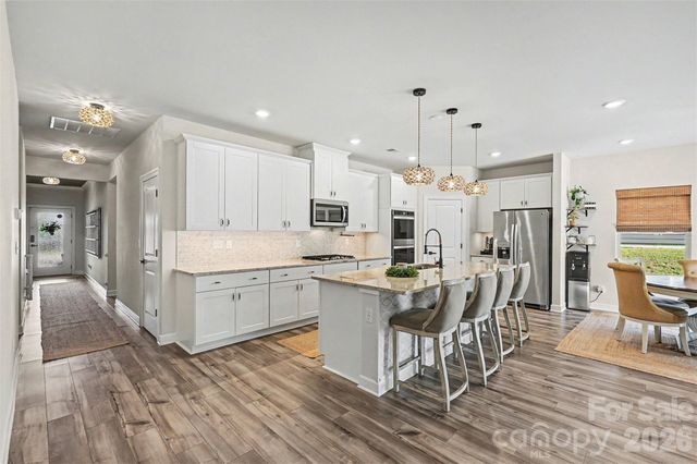 6411 Barcelona Way, Charlotte, NC 28214