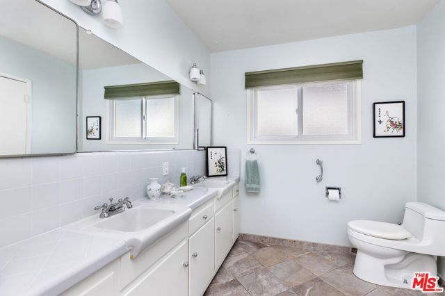 4829 Dempsey Avenue, Encino (los Angeles), CA 91436