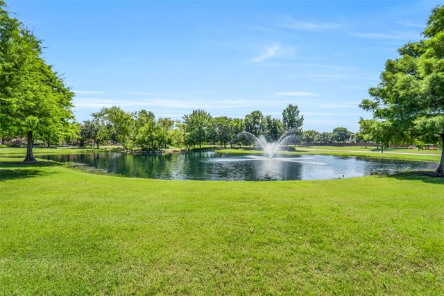 28606 Rolling Ridge Drive, Katy, TX 77494