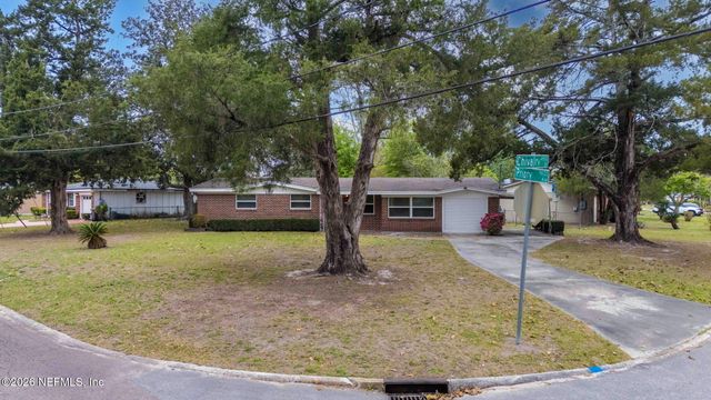 4906 CHIVALRY Drive, Jacksonville, FL 32208