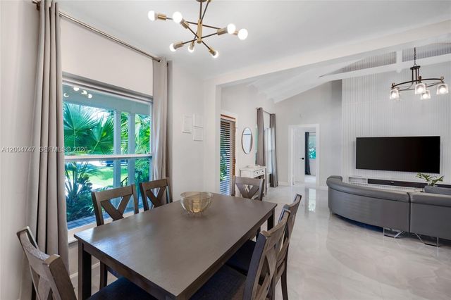 1050 Harrison St 0, Hollywood, FL 33019