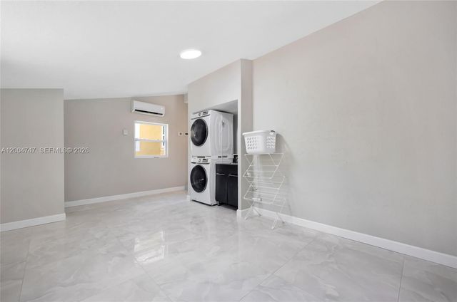 1050 Harrison St 0, Hollywood, FL 33019