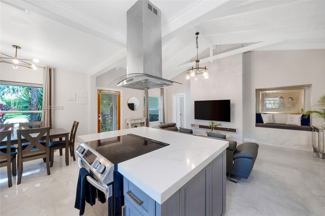 1050 Harrison St 0, Hollywood, FL 33019