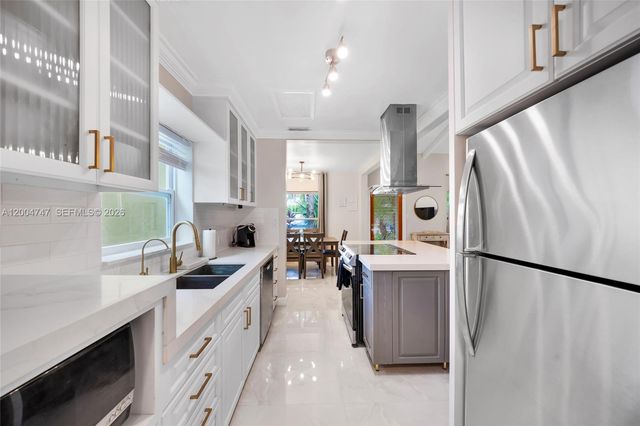 1050 Harrison St 0, Hollywood, FL 33019