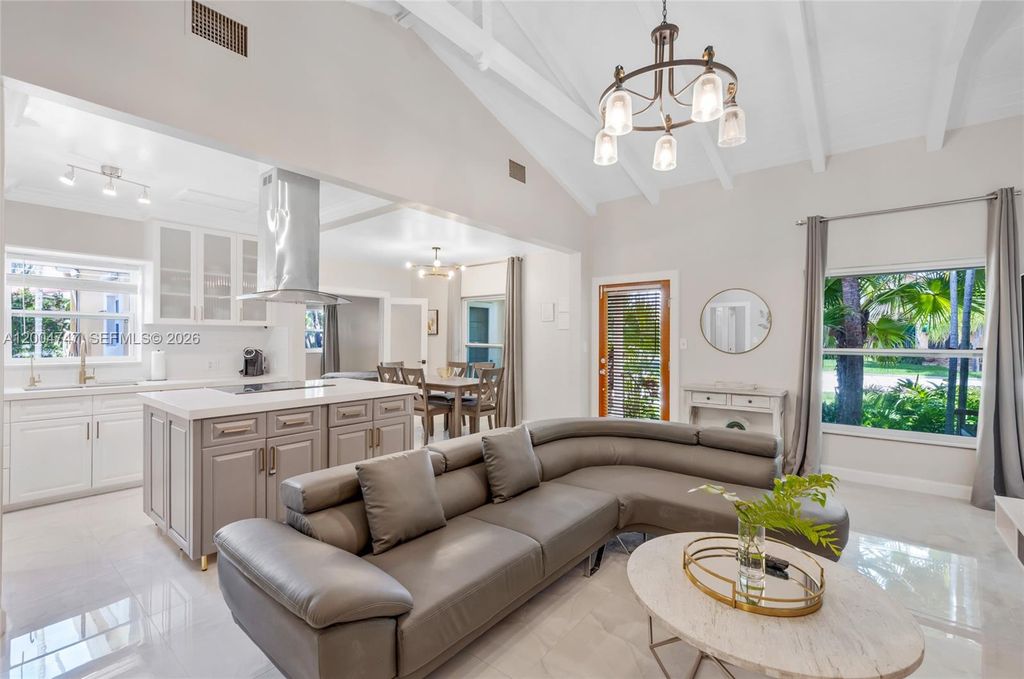 1050 Harrison St 0, Hollywood, FL 33019