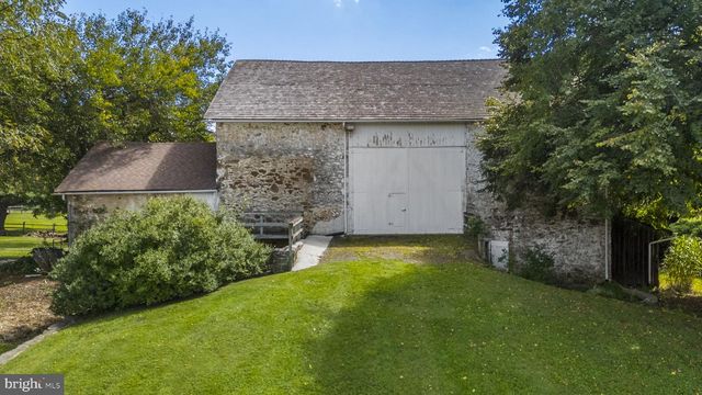390 MILFORD RD, Downingtown, PA 19335