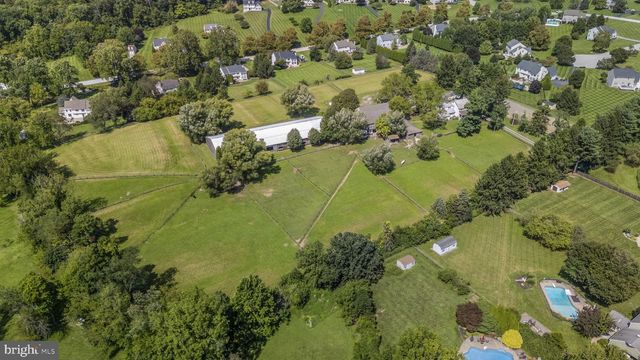 390 MILFORD RD, Downingtown, PA 19335