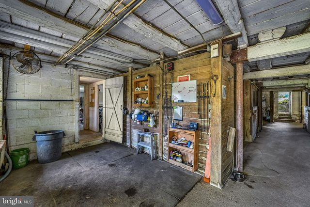 390 MILFORD RD, Downingtown, PA 19335