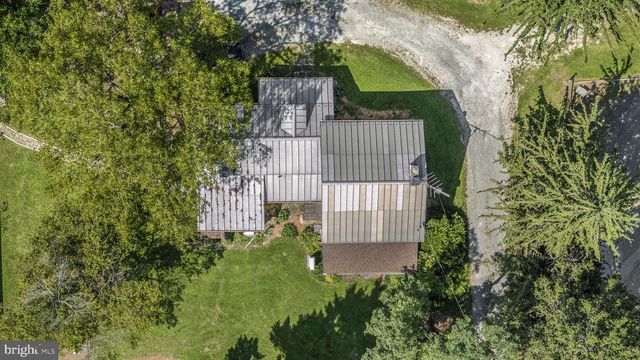 390 MILFORD RD, Downingtown, PA 19335