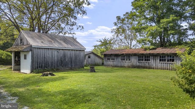 390 MILFORD RD, Downingtown, PA 19335