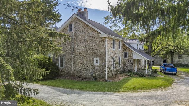 390 MILFORD RD, Downingtown, PA 19335