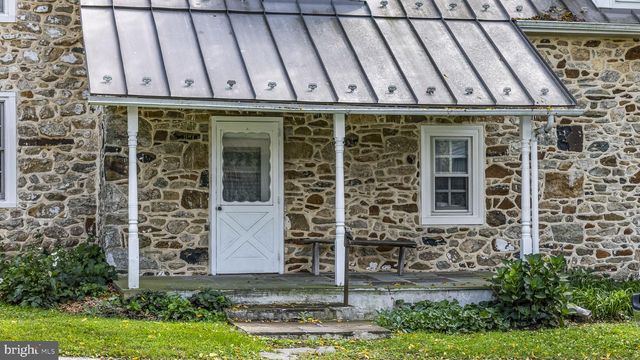 390 MILFORD RD, Downingtown, PA 19335