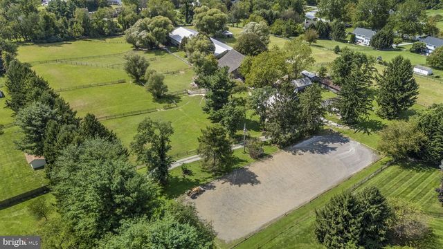 390 MILFORD RD, Downingtown, PA 19335
