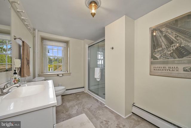 390 MILFORD RD, Downingtown, PA 19335