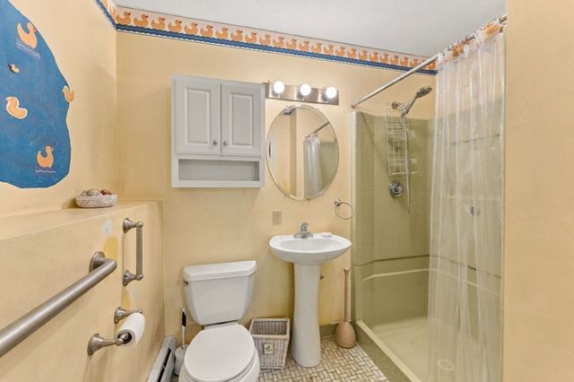 1 Lisa Drive, Woburn, MA 01801