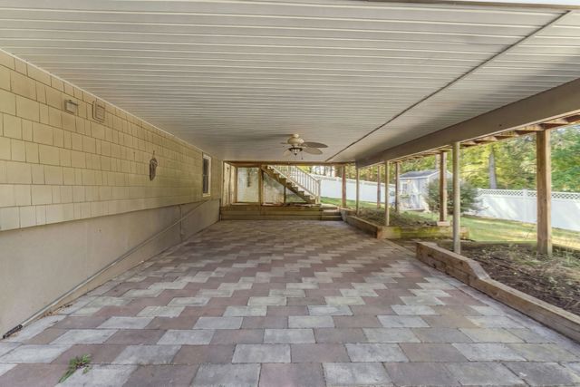 1 Lisa Drive, Woburn, MA 01801