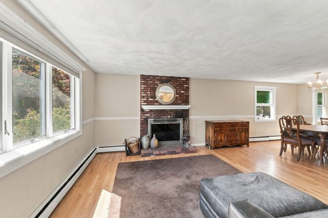 1 Lisa Drive, Woburn, MA 01801