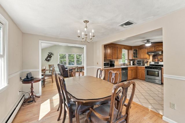 1 Lisa Drive, Woburn, MA 01801